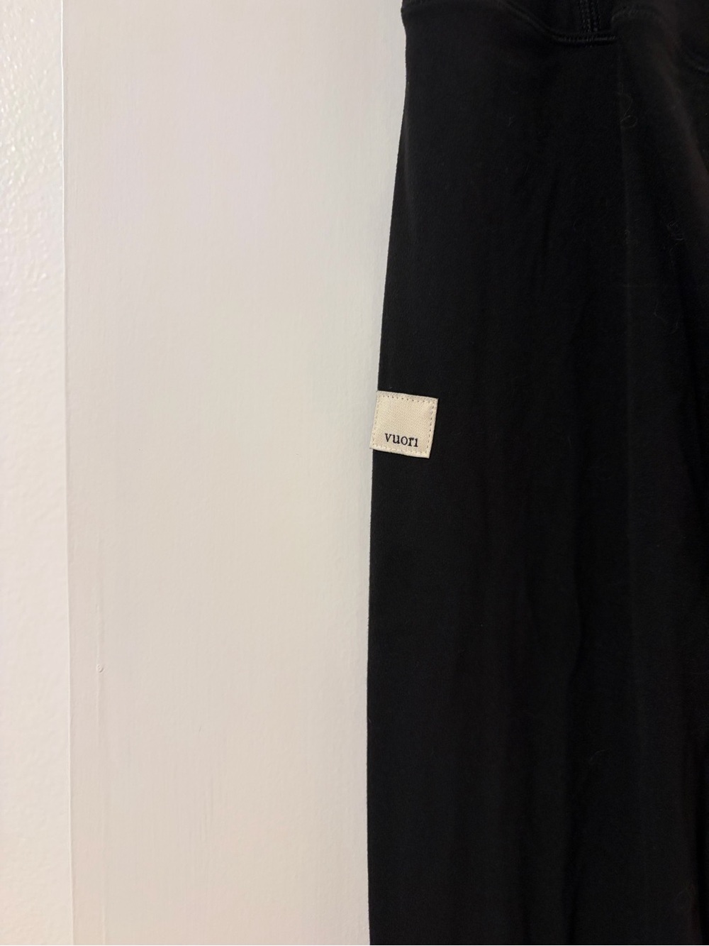 Vuori AllTheFeels Slim Flare - Picture 8 of 8